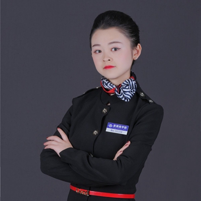 郭书瑶 — 高级化妆师  来自海南